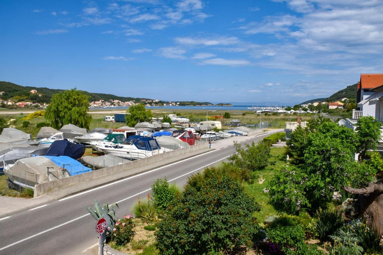 Apartman Belisima Deluxe Supetarska Draga Luaran gambar