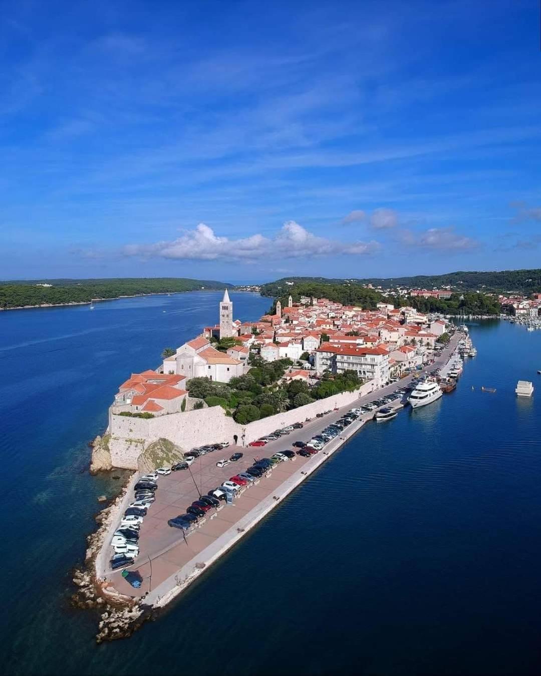 Apartman Belisima Deluxe Supetarska Draga Luaran gambar