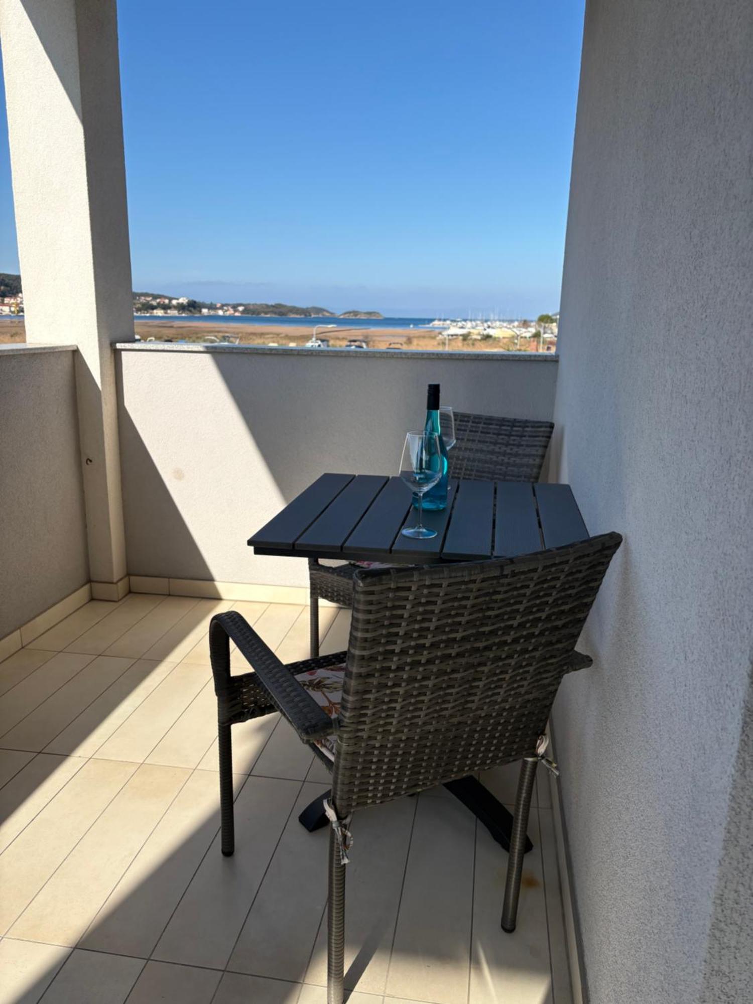 Apartman Belisima Deluxe Supetarska Draga Luaran gambar